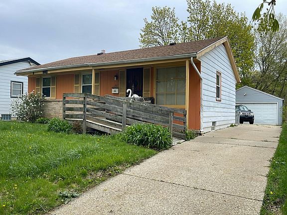 2nd image of 6622 N 51st St