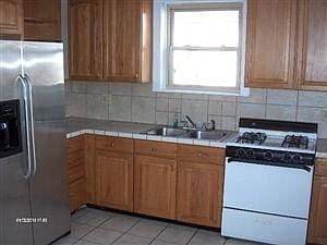 4th image of 210 McClelland Ave