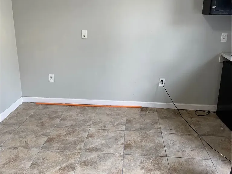 26-30 Pleasant St #1 — Photo 3