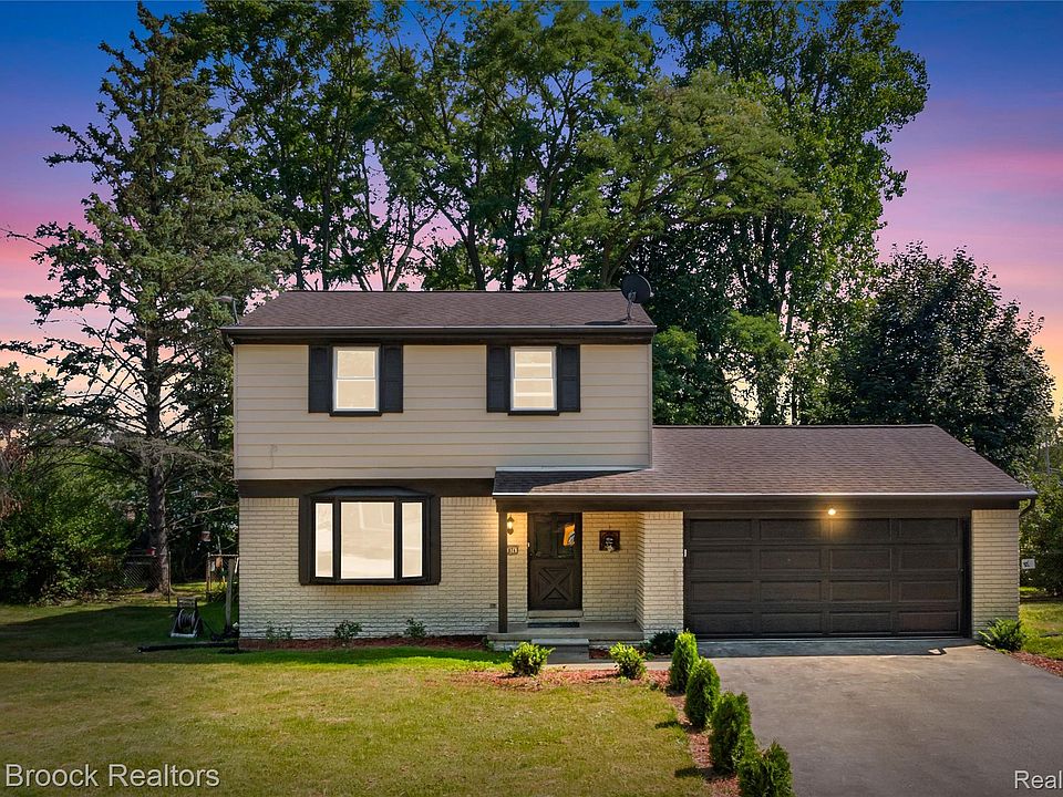 1st image of 1874 Hopkins Dr