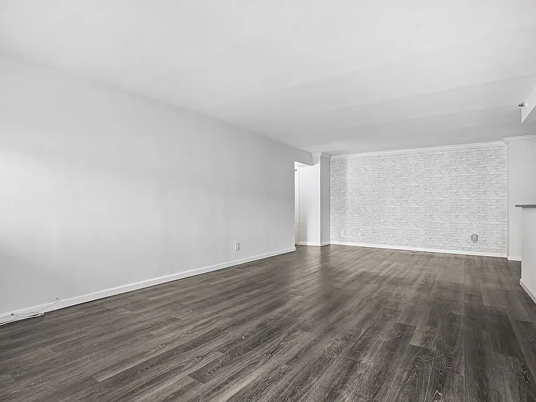 143 Hoyt St #1K — Photo 13