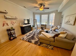 2333 N Kimball Ave #2, Chicago, IL 60647
