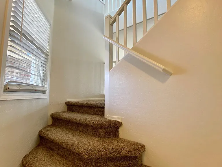 16444 N 172nd Ln — Photo 13