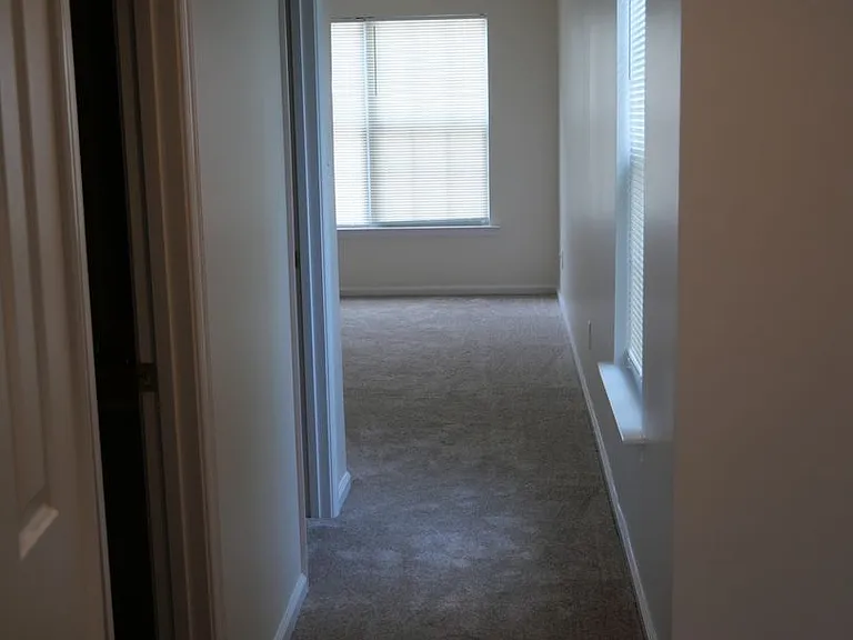 313 Holmes Blvd — Photo 15