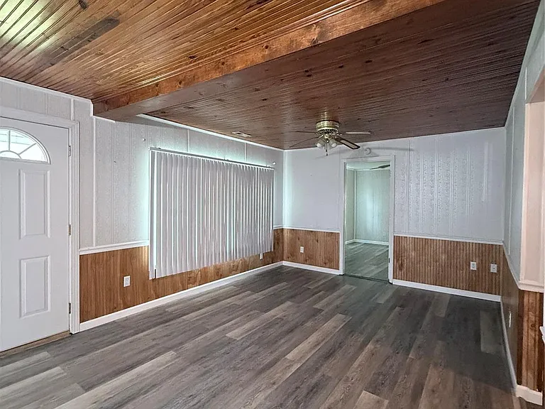 1547 N Piedmont Ave — Photo 18