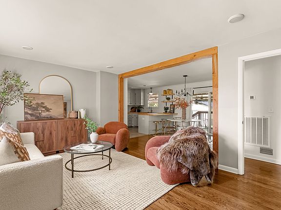 5th image of 212 Donelson Hills Dr