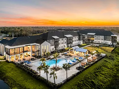 The Crossing at Palm Aire | Business Center
