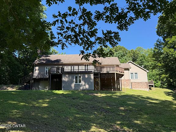 2nd image of 930 Oak Ridge Rd