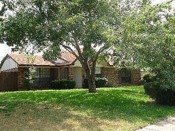 1st image of 1118 Willow Run Dr