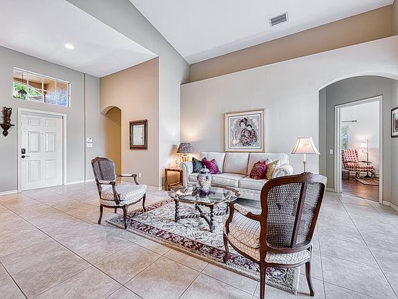 4th image of 8381 Grand Messina Cir