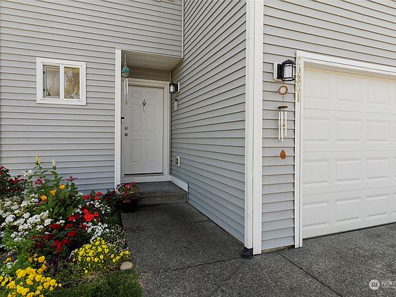 4th image of 20301 48th Avenue E