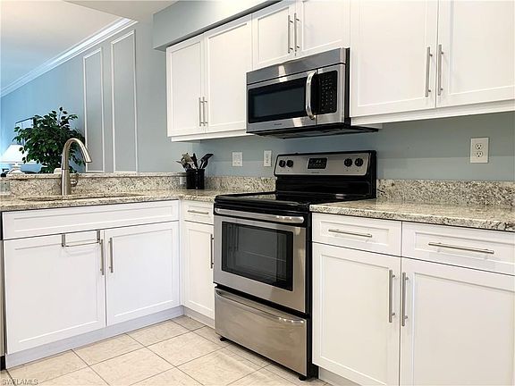 4th image of 8370 Heritage Links Ct APT 2012