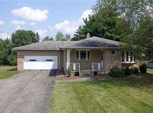 515 Ridge Rd, Hinckley, OH 44233