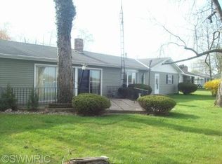 169 Waffle Point, Coldwater, MI 49036