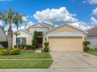 916 Summer Breeze Dr, Brandon, FL 33511