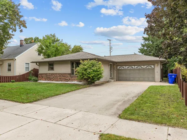 826 W Weiland Ave, Appleton, WI 54914