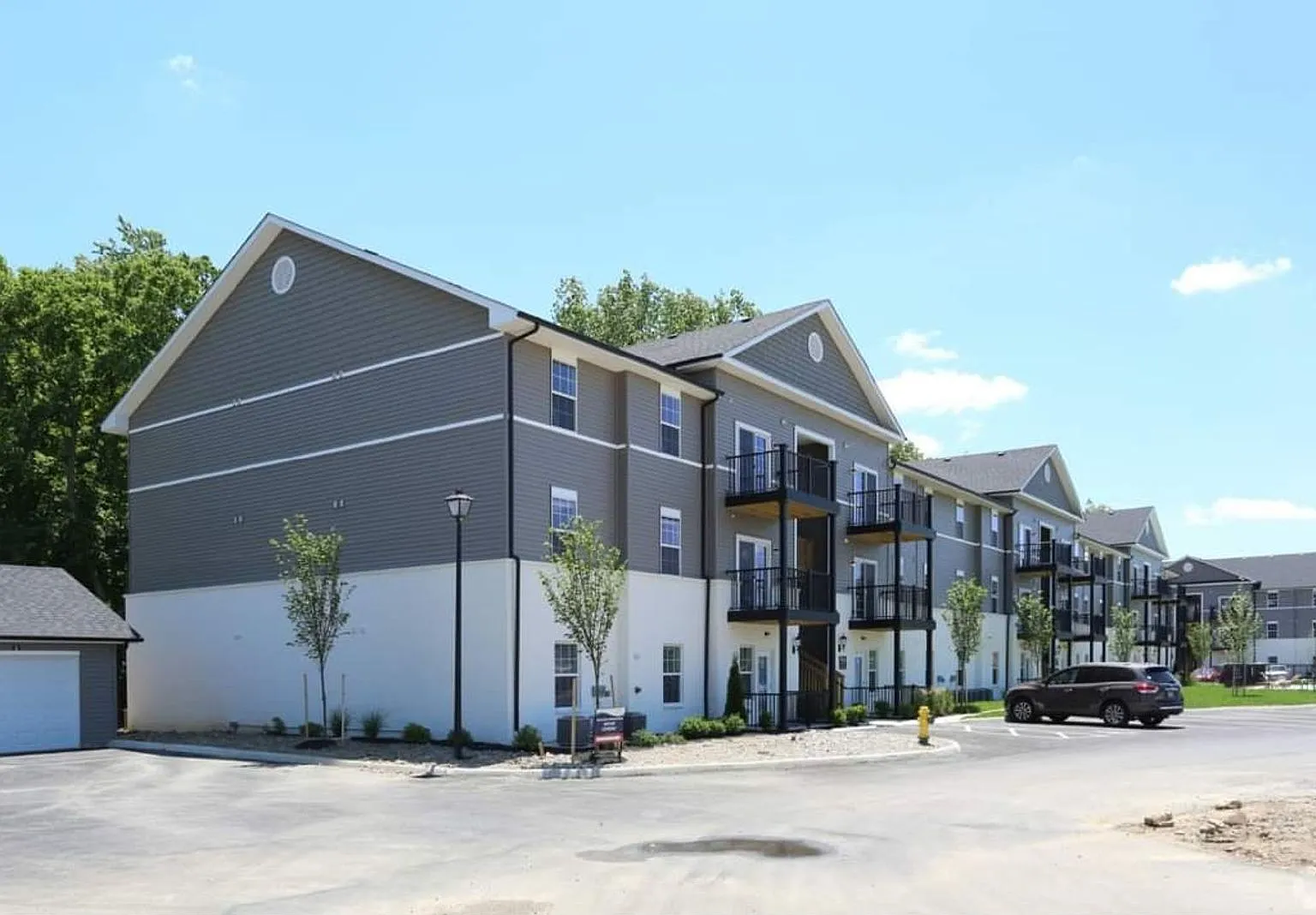 Jefferson Pointe — Photo 2