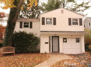 114 Grove St, Waldwick, NJ 07463