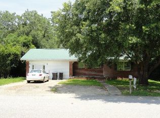 510 Valley Rd, Chickasaw, AL 36611