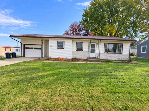 512 3rd Ave NW, Spring Grove, MN 55974