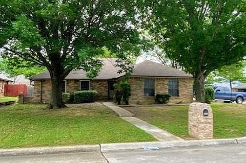 1st image of 3662 Forest Trail Dr