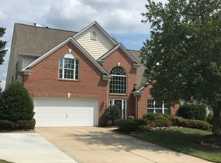 15932 Woodcote Dr, Huntersville, NC 28078