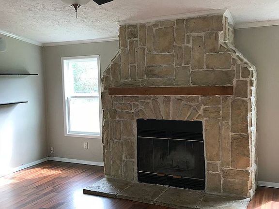 4th image of 13275 Harbor Dr