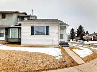 130 W Pinemeadow Rd NE, Calgary, AB T1Y4N9