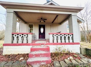 212 W 4th St #1, Silver Grove, KY 41085