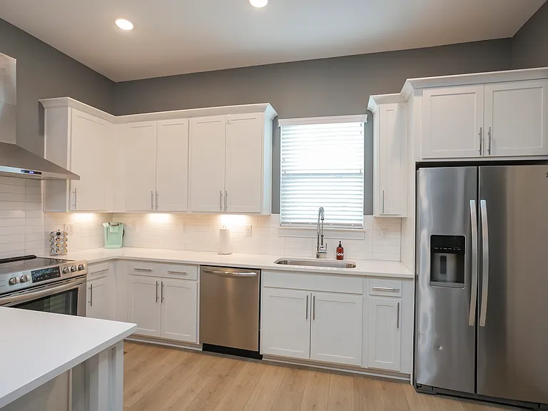 1737 Pecan St #3 — Photo 11