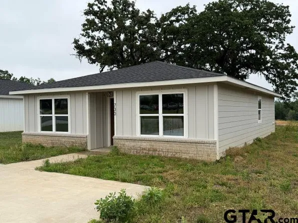 730 N Sanders St, Nacogdoches, TX 75964