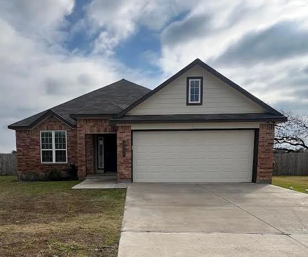 3809 Centerfire Rd. — Photo 1