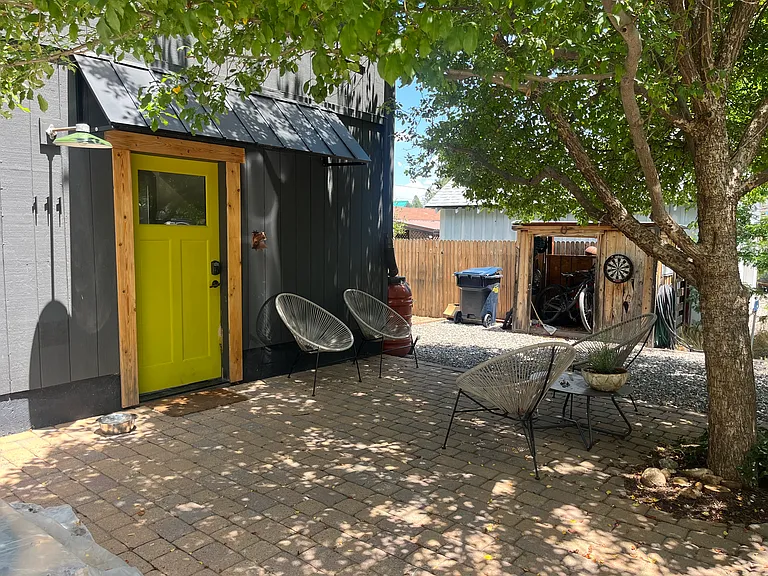 111 Comanche — Photo 8