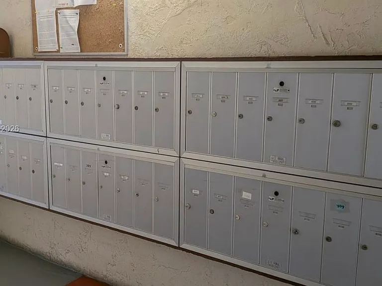 9030 SW 125th Ave #E206 — Photo 23
