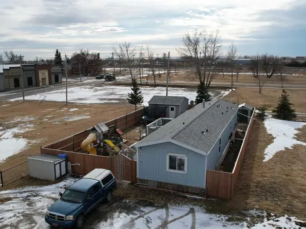 331 E Gleichen St, Wheatland County, AB T0J 1N0