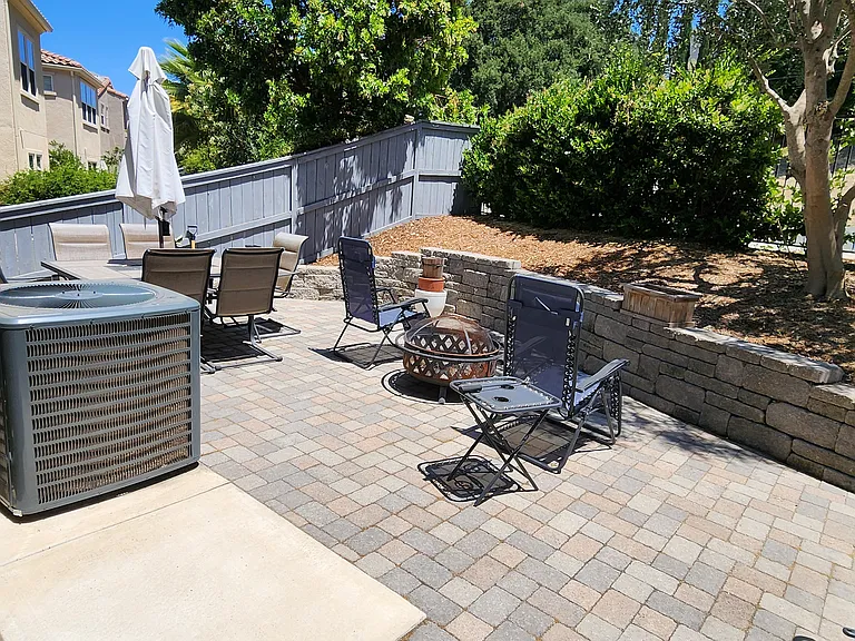 9565 Casa Bella Ct — Photo 18