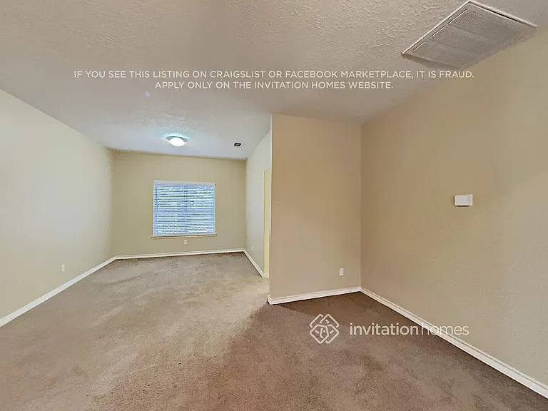 2721 Leroy St — Photo 8