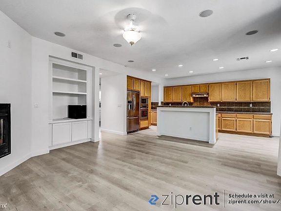 4th image of 2368 Marina Glen Way