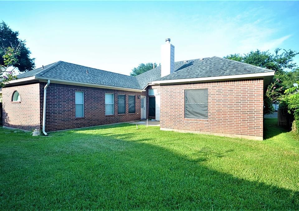 1st image of 146 Chandler Ct