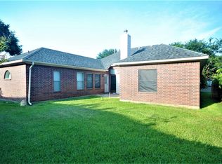 146 Chandler Ct, Sugar Land, TX 77479