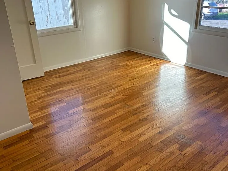 1075 N Folsom St — Photo 16