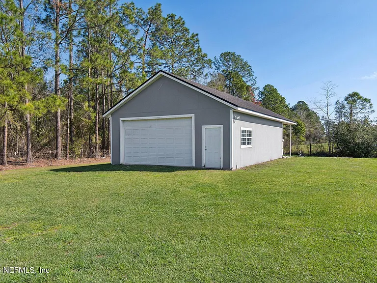 2683 Henley Rd — Photo 34
