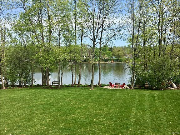 2nd image of 21 Waterfront Dr