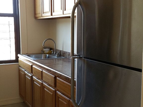 2nd image of 1799 Bedford Ave APT 4D