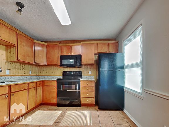 4th image of 5517 Thomas Ln