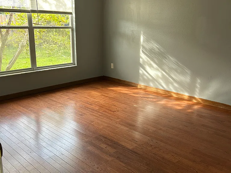 5105 Iris Ct — Photo 5