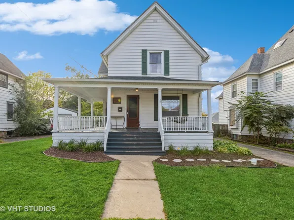 406 Lincoln St, Harvard, IL 60033