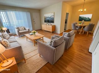 502 S Manhattan Pl #10, Los Angeles, CA 90020