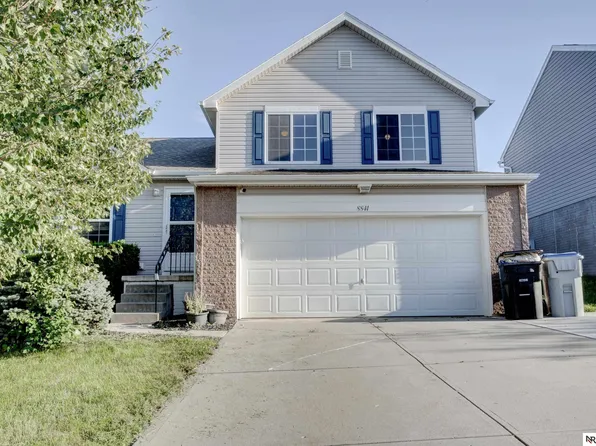 8841 Quest St, Omaha, NE 68122