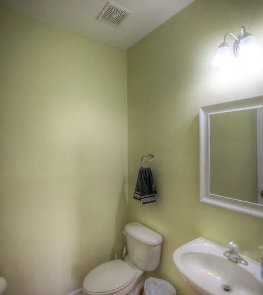 1978 Dakota Dr NW — Photo 3